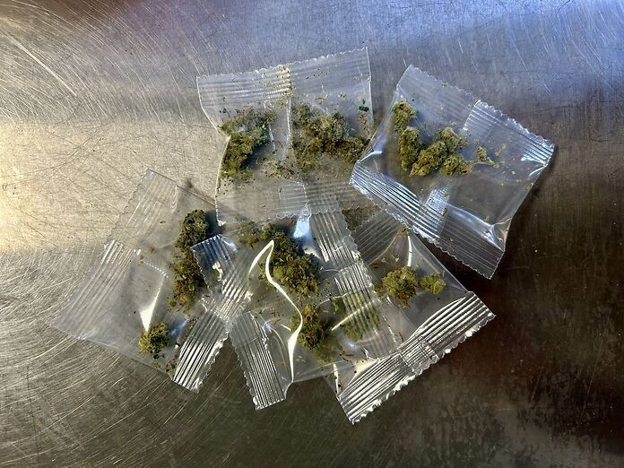 La tecnologia nella preparazione delle cartine di cannabis in farmacia