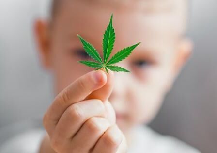 Bambini ed epilessia farmacoresistente: CBD efficace anche a lungo termine
