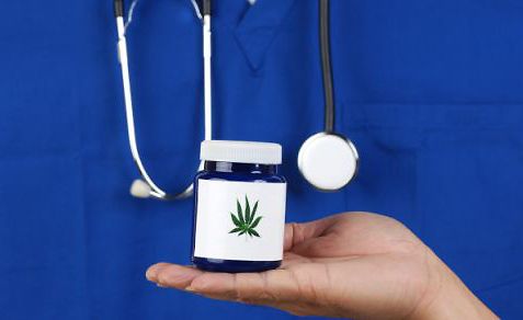 Cannabis terapeutica: legge in discussione anche in Lazio e Basilicata