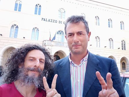 Coltivava cannabis per curare la propria fibromialgia: assolto Fabrizio Pellegrini