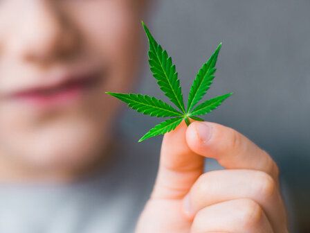 Canada: un quinto dei bambini con cancro fa uso di cannabis