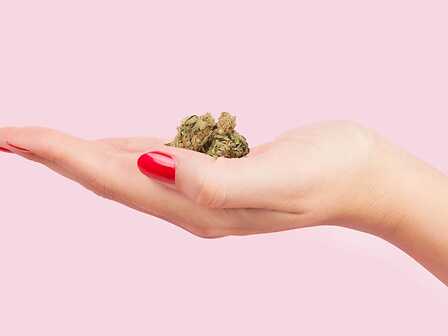 Menopausa: sempre più donne scelgono la cannabis perché funziona